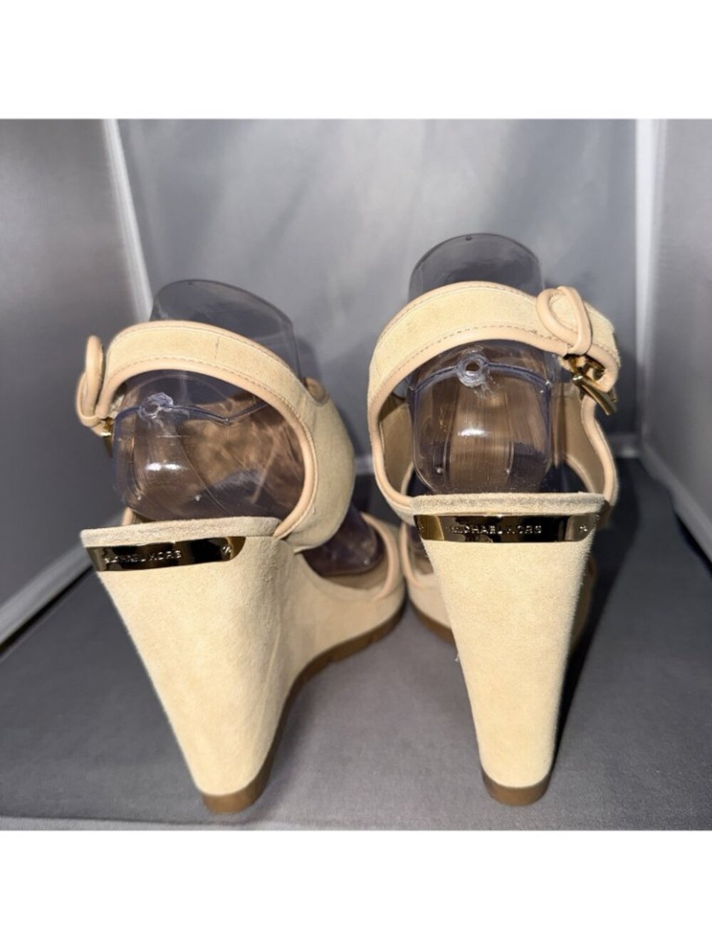 Michael Kors Tan Suede Wedge Sandals Gold Hardware Platform Heels Buckle Strap - Picture 4 of 7
